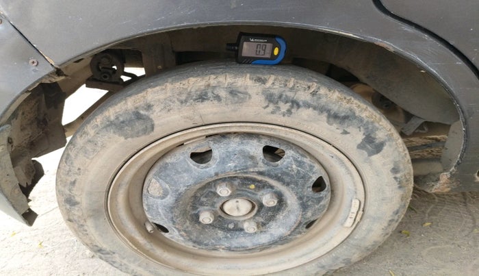 2016 Maruti Alto K10 VXI, Petrol, Manual, 1,54,876 km, tyre