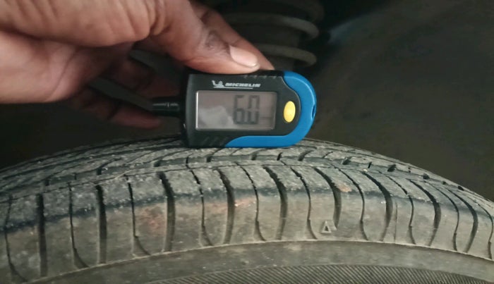 2010 Mahindra Reva AC, Electric, Automatic, 57,063 km, tyre