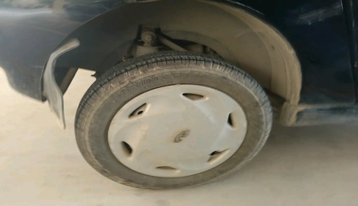 2010 Mahindra Reva AC, Electric, Automatic, 57,063 km, tyre