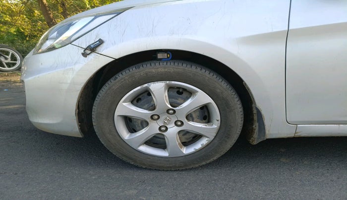 2013 Hyundai Verna FLUIDIC 1.4 CRDI EX, Diesel, Manual, 85,588 km, tyre