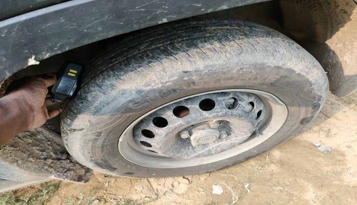 2025 Tata PUNCH PURE MT CNG, Petrol, Manual, 1,621 km, tyre
