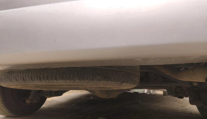 2015 Toyota Innova 2.5 VX 8 STR, Diesel, Manual, 1,69,894 km, tyre