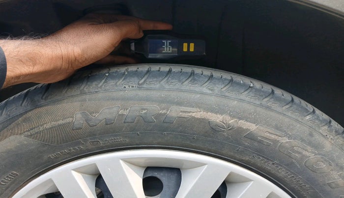 2018 Maruti Dzire VXI, Petrol, Manual, 72,243 km, tyre