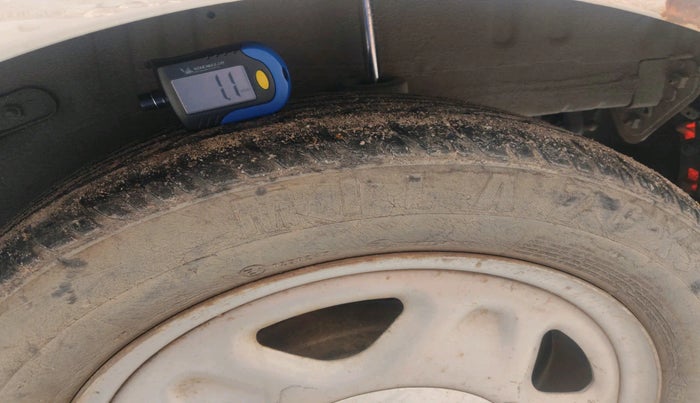 2016 Chevrolet Beat PS PETROL, Petrol, Manual, 1,21,203 km, tyre