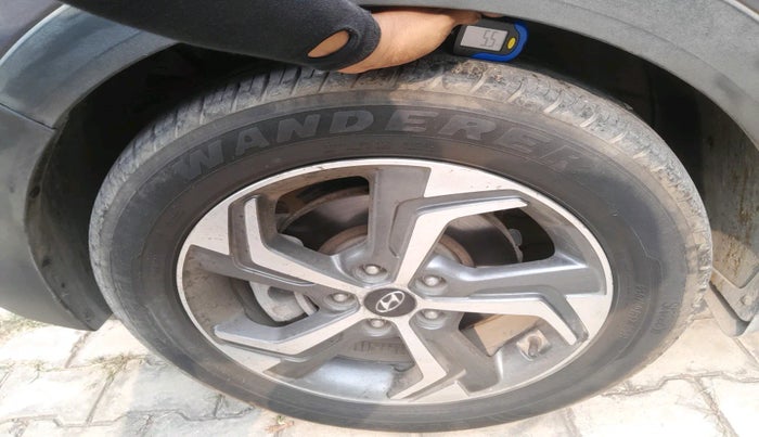 2018 Hyundai Creta SX (O) 1.6 PETROL, Petrol, Manual, 1,19,011 km, tyre