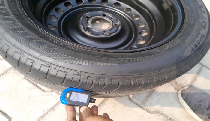 2018 Hyundai Creta SX (O) 1.6 PETROL, Petrol, Manual, 1,19,011 km, tyre