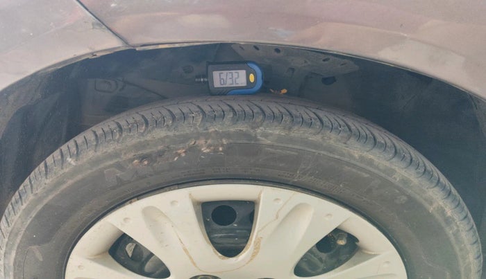 2014 Honda Amaze 1.2L I-VTEC S, Petrol, Manual, 89,199 km, tyre