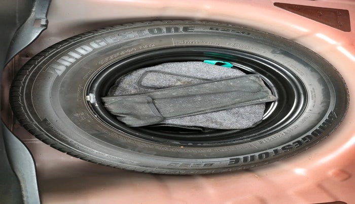 2016 Hyundai Elite i20 SPORTZ 1.2, Petrol, Manual, 58,140 km, tyre