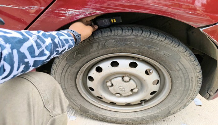 2011 Hyundai i10 ERA 1.1, Petrol, Manual, 67,775 km, tyre