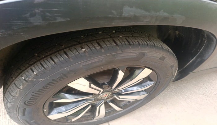 2020 MG HECTOR SHARP 1.5 DCT PETROL, Petrol, Automatic, 43,234 km, tyre