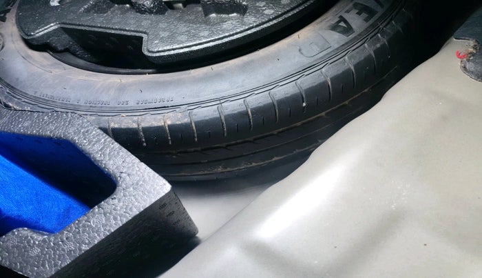 2019 Maruti Ciaz DELTA 1.5 SHVS MT PETROL, Petrol, Manual, 44,382 km, tyre