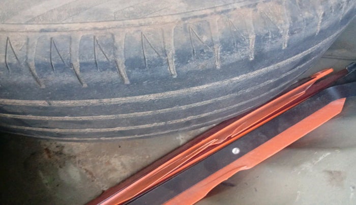 2016 Maruti Vitara Brezza VDI, Diesel, Manual, 1,86,120 km, tyre