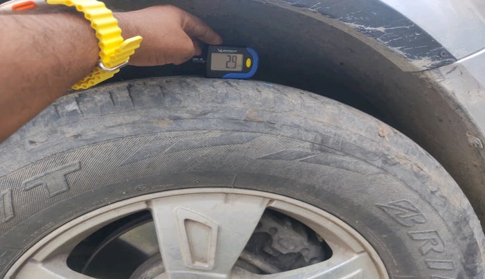 2014 Mahindra XUV500 W8, Diesel, Manual, 69,005 km, tyre