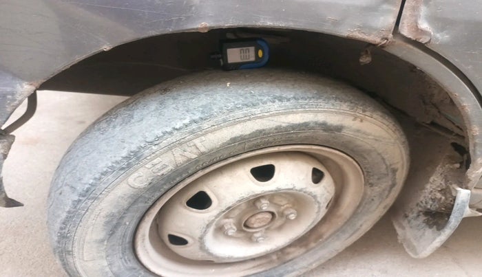 2010 Maruti Eeco 5 STR WITH A/C+HTR, Petrol, Manual, 1,22,030 km, tyre