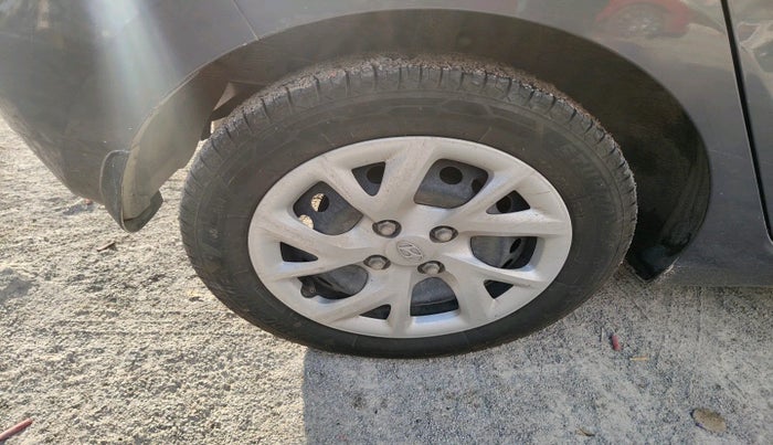 2018 Hyundai Grand i10 SPORTZ 1.2 KAPPA VTVT, Petrol, Manual, 24,637 km, tyre