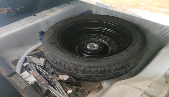 2015 Honda City 1.5L I-VTEC VX CVT, Petrol, Automatic, 75,268 km, tyre