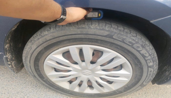 2017 Maruti Dzire VXI, Petrol, Manual, 47,114 km, tyre