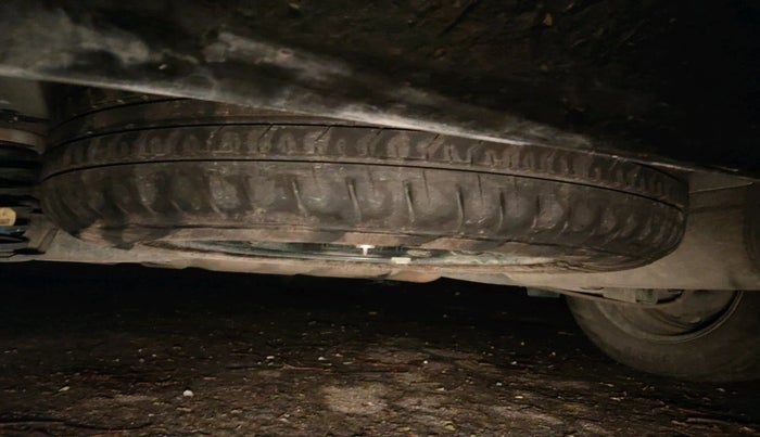 2023 KIA CARENS PRESTIGE 1.5 PETROL 7 STR, Petrol, Manual, 28,072 km, tyre