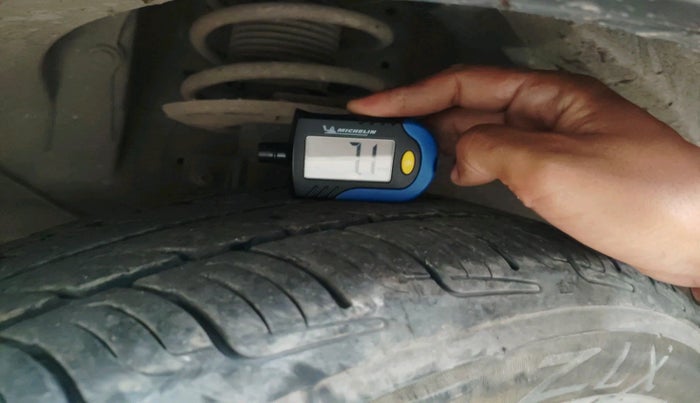 2020 Maruti XL6 ZETA MT, Petrol, Manual, 1,28,395 km, tyre