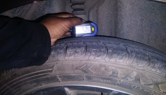 2016 Volkswagen Vento HIGHLINE 1.6 MPI, Petrol, Manual, 88,476 km, tyre