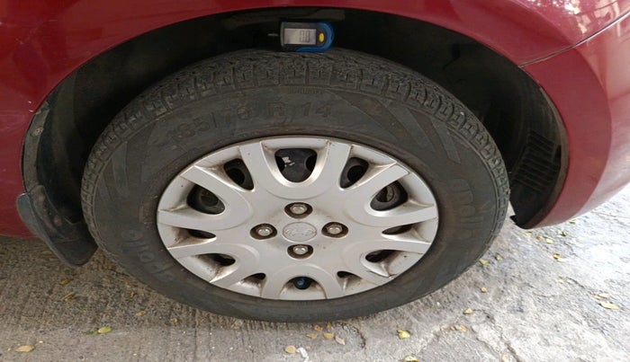 2010 Hyundai i20 MAGNA 1.2, Petrol, Manual, 83,890 km, tyre