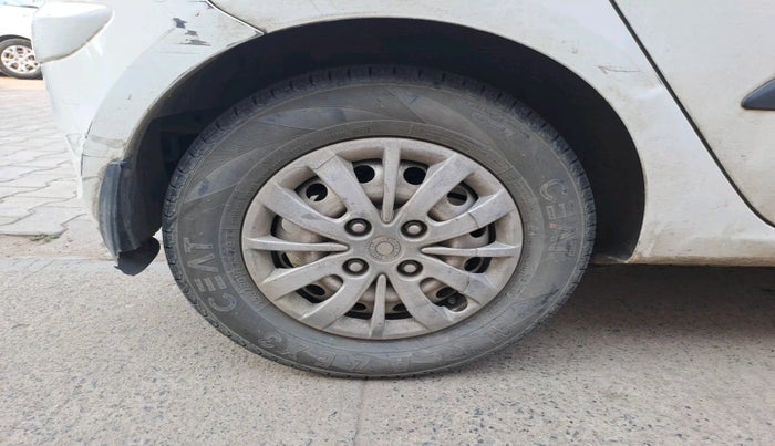 2014 Hyundai i10 MAGNA 1.1, Petrol, Manual, 51,113 km, tyre