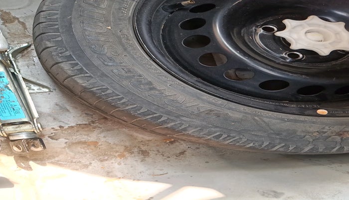 2018 Hyundai Grand i10 ASTA 1.2 KAPPA VTVT, Petrol, Manual, 79,322 km, tyre