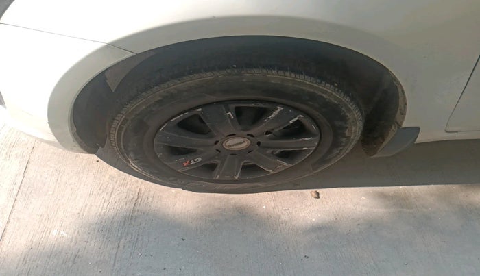 2013 Maruti Swift VDI, Diesel, Manual, 1,89,741 km, tyre