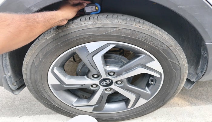 2018 Hyundai Creta SX AT 1.6 DIESEL, Diesel, Automatic, 1,22,371 km, tyre