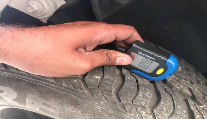 2018 Ford Endeavour TITANIUM 3.2 4X4 AT, Diesel, Automatic, 54,662 km, tyre