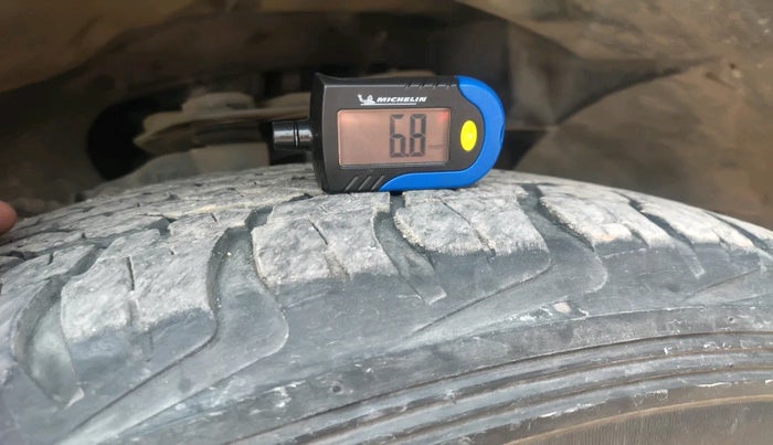 2018 Ford Endeavour TITANIUM 3.2 4X4 AT, Diesel, Automatic, 54,662 km, tyre