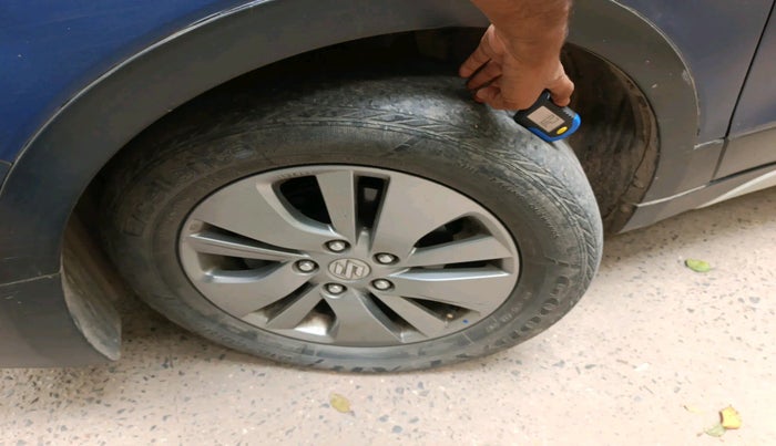 2016 Maruti S Cross ALPHA 1.3, Diesel, Manual, 1,00,058 km, tyre