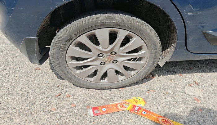 2017 Maruti Baleno ALPHA PETROL 1.2, Petrol, Manual, 1,11,899 km, tyre