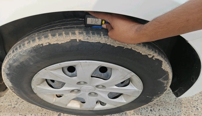 2015 Hyundai Elite i20 SPORTZ 1.2, Petrol, Manual, 64,720 km, tyre