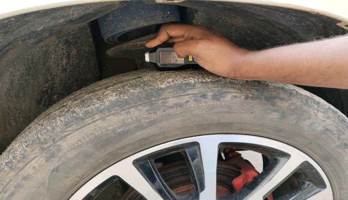 2014 Nissan Terrano XL D THP 110 PS, Diesel, Manual, 89,153 km, tyre