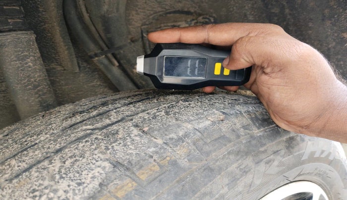 2014 Nissan Terrano XL D THP 110 PS, Diesel, Manual, 89,153 km, tyre