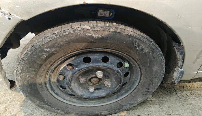 2013 Hyundai i10 ERA 1.1, Petrol, Manual, 81,311 km, tyre