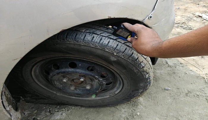 2013 Hyundai i10 ERA 1.1, Petrol, Manual, 81,311 km, tyre