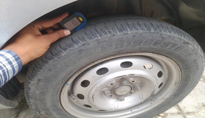 2011 Tata Indica Vista AURA QUADRAJET, Diesel, Manual, 1,36,818 km, tyre