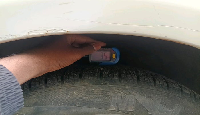 2011 Maruti Swift LXI, Petrol, Manual, 39,310 km, tyre