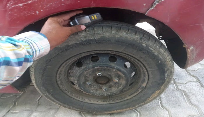 2012 Hyundai Eon D-LITE, Petrol, Manual, 75,190 km, tyre