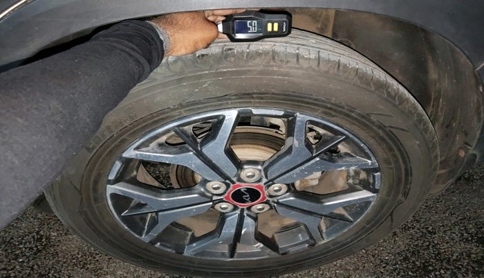 2021 KIA SELTOS GTX PLUS AT 1.5 DIESEL, Diesel, Automatic, 95,833 km, tyre