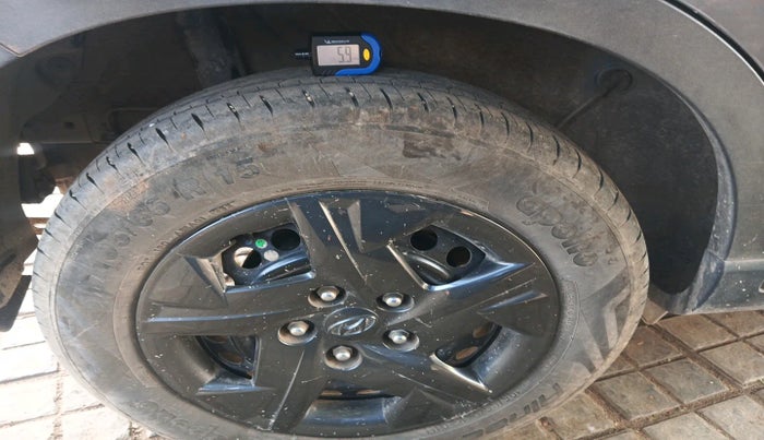 2023 Hyundai VENUE S(O) 1.2, Petrol, Manual, 17,370 km, tyre