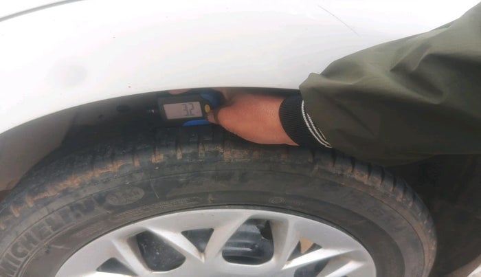 2016 Ford New Figo TREND 1.5L DIESEL, Diesel, Manual, 1,61,469 km, tyre