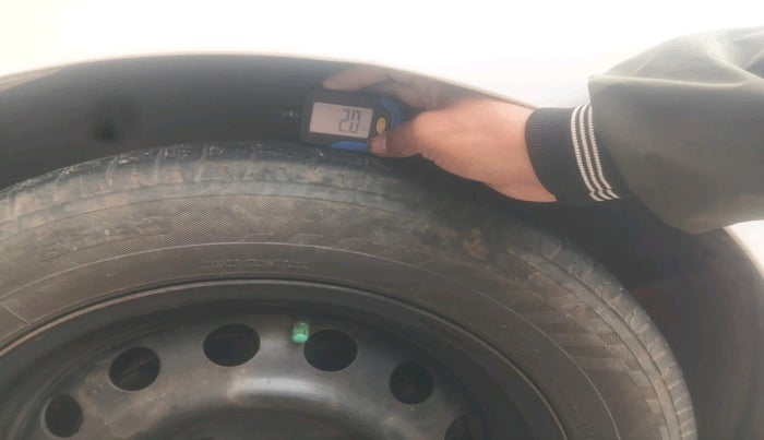 2016 Ford New Figo TREND 1.5L DIESEL, Diesel, Manual, 1,61,469 km, tyre