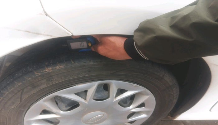 2016 Ford New Figo TREND 1.5L DIESEL, Diesel, Manual, 1,61,469 km, tyre