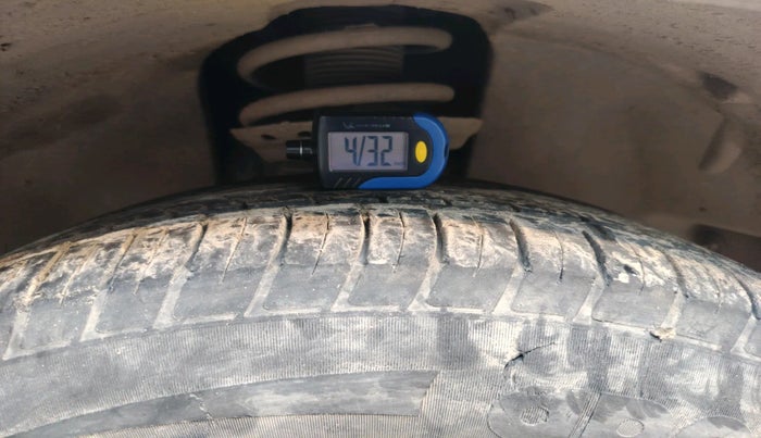 2021 Tata Harrier XZA PLUS 2.0L DARK EDITION, Diesel, Automatic, 1,15,143 km, tyre