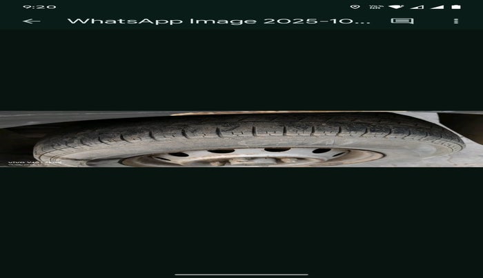 2014 Hyundai Eon ERA +, Petrol, Manual, 40,366 km, tyre