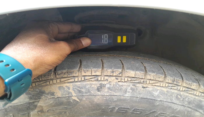 2017 Maruti Dzire VDI AMT, Diesel, Automatic, 56,603 km, tyre