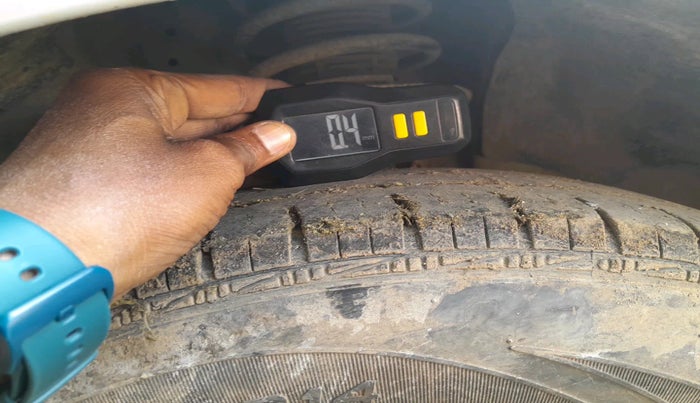 2017 Maruti Dzire VDI AMT, Diesel, Automatic, 56,603 km, tyre